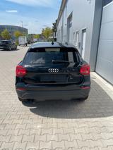 Audi Q2 1. Hand Leder Standheizung - Autos mit Automatikschaltung
