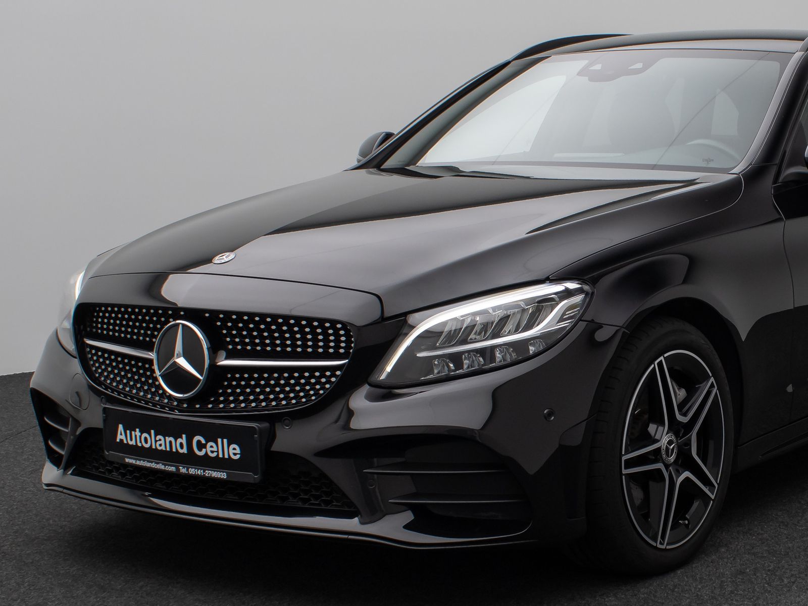 Fahrzeugabbildung Mercedes-Benz C 300d AMG Line 4Matic Kamera Burmester DAB