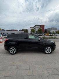 Ford Kuga - 4