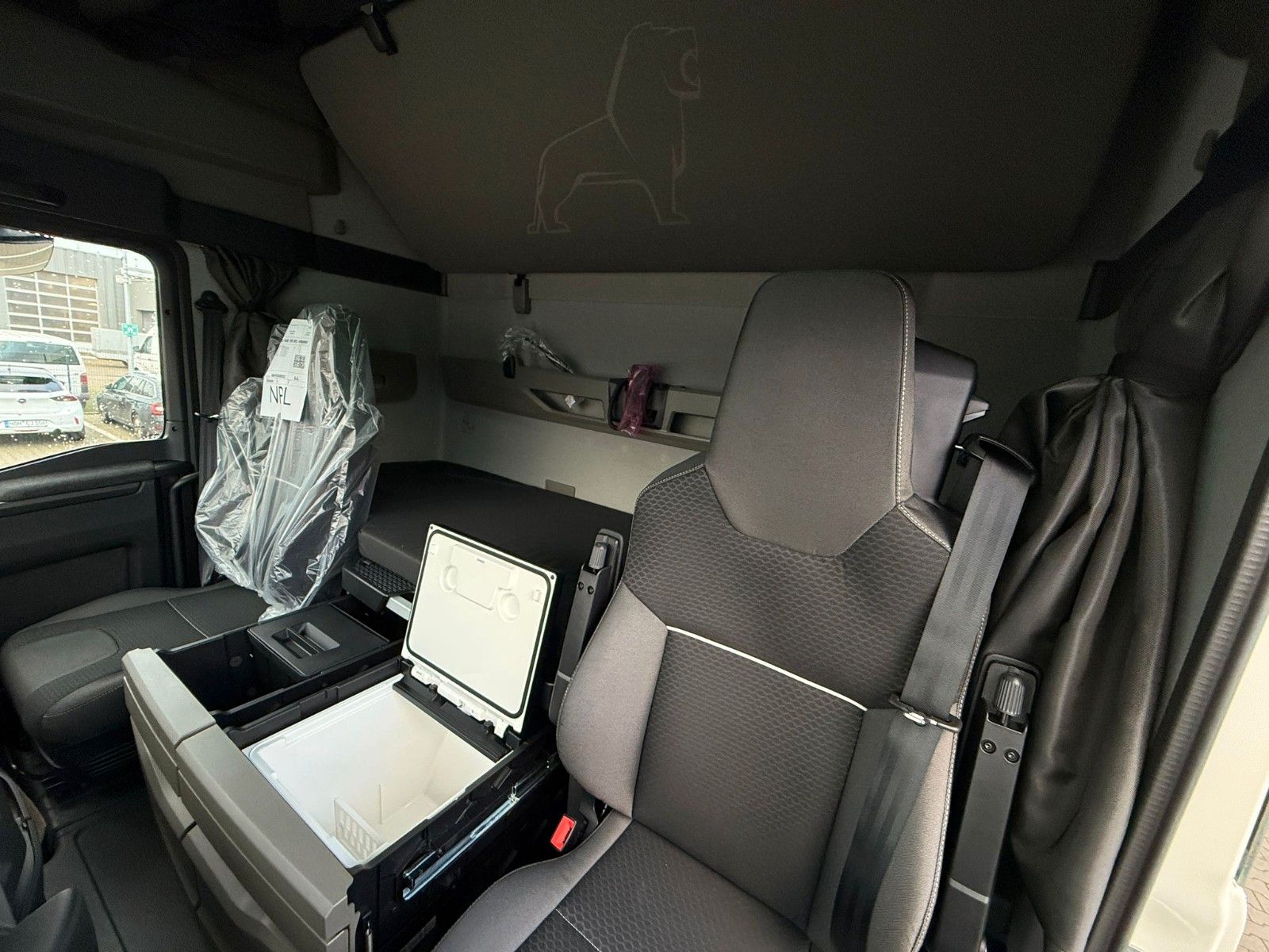 Fahrzeugabbildung MAN TGX 18.520 BL SA Retarder & Nebenantrieb D30