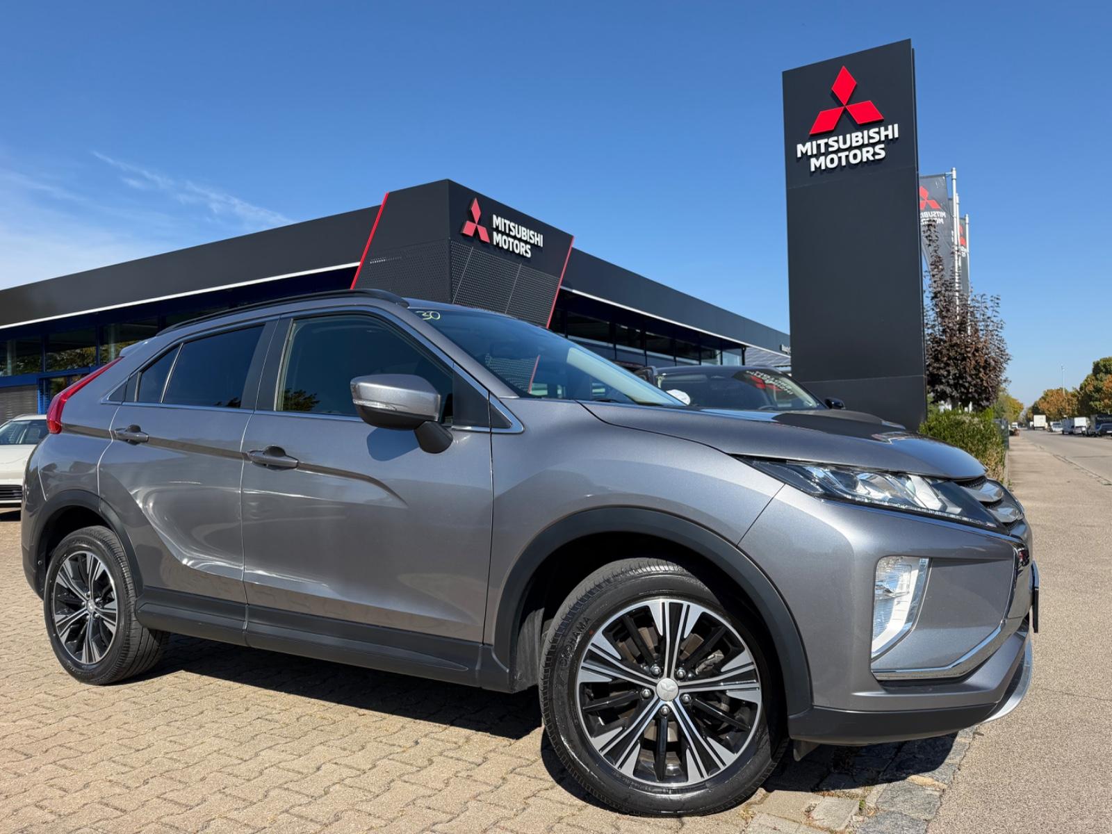 Mitsubishi Eclipse Cross 1.5 CVT *Navi*SHZ*Alu*Klimaauto