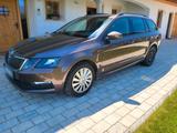 Skoda Octavia 2.0 tdi Allrad mit 150 PS un... - Skoda Octavia 1U mit Diesel-Antrieb