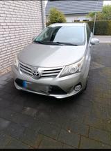 Toyota Avensis Combi 1,8-l-Valvematic Life Life - gebrauchte Toyota Avensis aus dem Jahr 2012