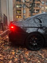 BMW Bmw E90 320i - BMW 320 Limousine 320i e90 mit Benzin-Antrieb