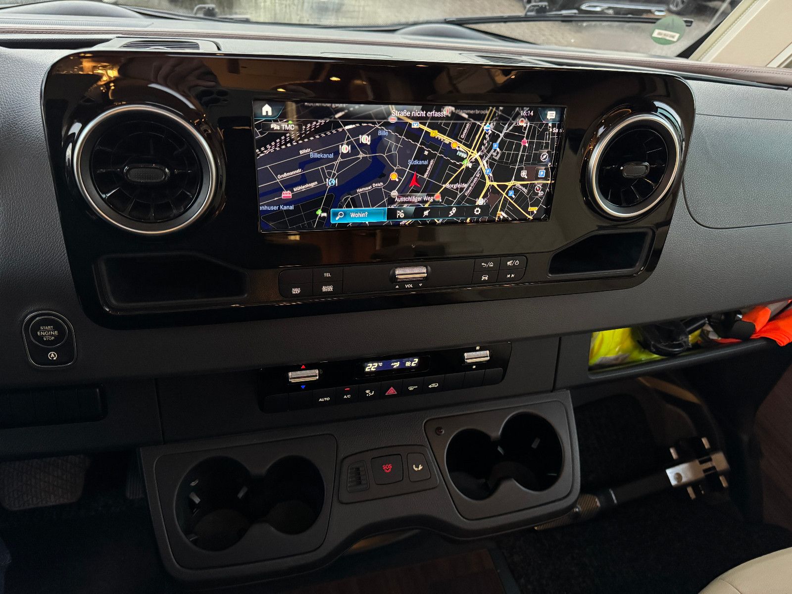 Fahrzeugabbildung Carthago Chic e-line I 51 QB MERCEDES 418 CDI 9GT 1.HAND