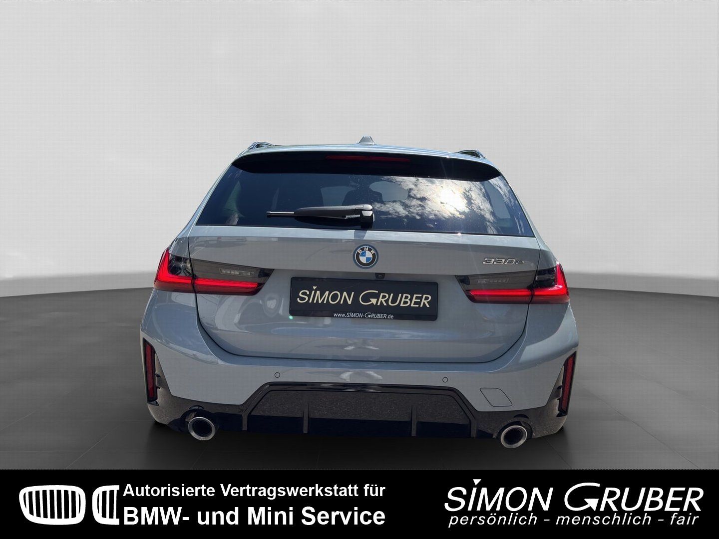 Fahrzeugabbildung BMW 330e Touring M Sport Live Prof Innovation HUD