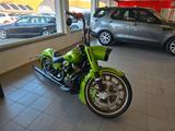 Harley-Davidson Heritage Classic 114 FLHCS - HERITAGE