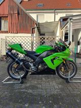 Kawasaki ZX10R mit Sportauspuff - KAWASAKI 2005 ZX10R