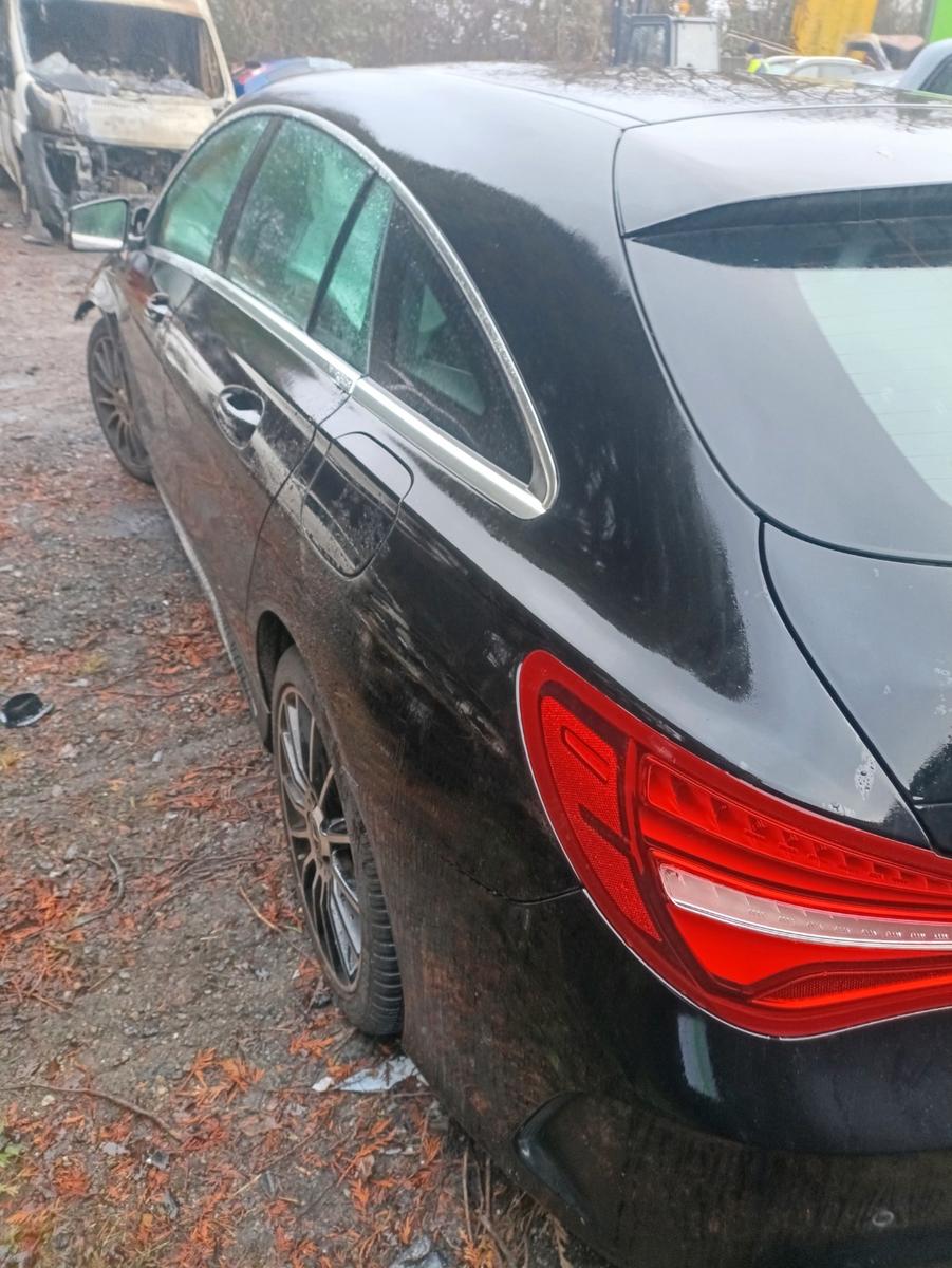 Mercedes-Benz CLA Shooting Brake CLA 220 CDI / d
