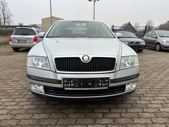 Skoda Octavia Ambiente..2.Hand..118 TKM...TÜV 06/2026.