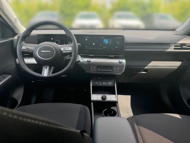 Fahrzeugabbildung Hyundai KONA SX2 1.0 T-Gdi 120PS DCT 2WD TREND Assistenz