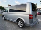 Volkswagen T5 Transporter Kombi 9 Sitzer/Klima/TÜV 05/2026 - Volkswagen T5 Transporter in Mainz