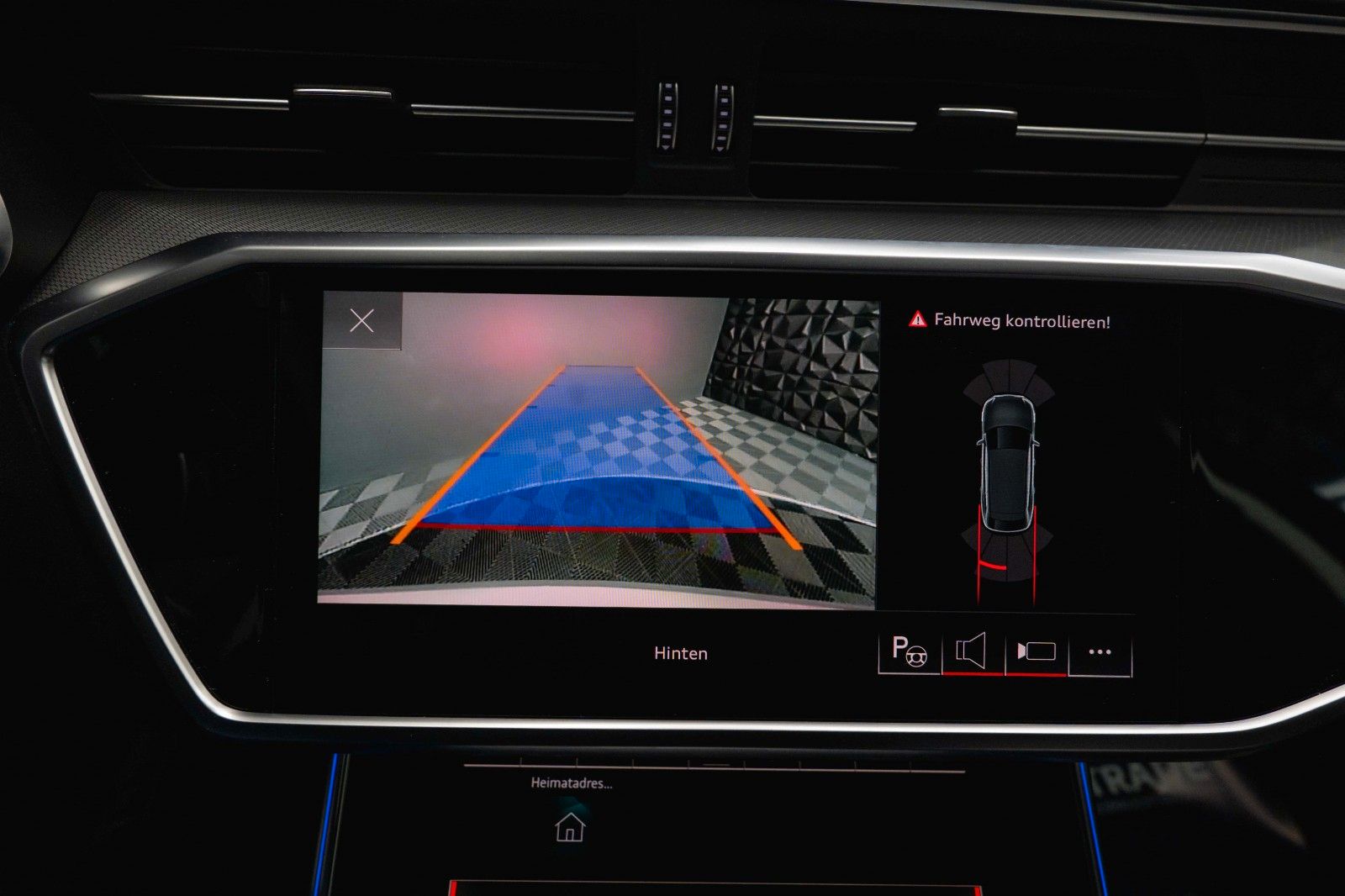 Fahrzeugabbildung Audi A6 Avant 50 TFSIe quattro SportDesign*Matrix*ACC