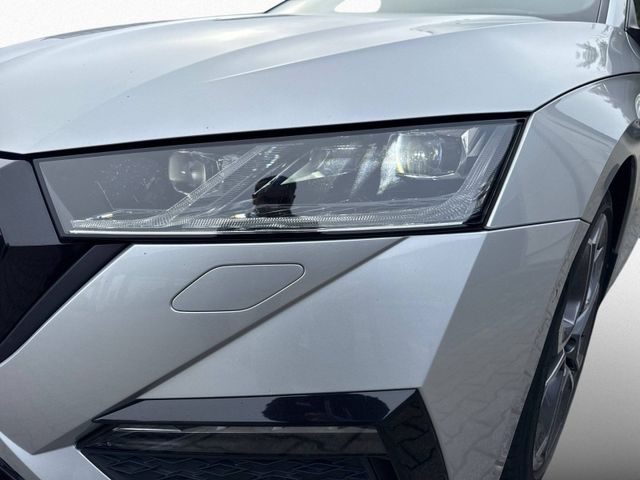 Octavia Combi RS PLUS 2.0TSI PANO+AHK+HUD+KAM