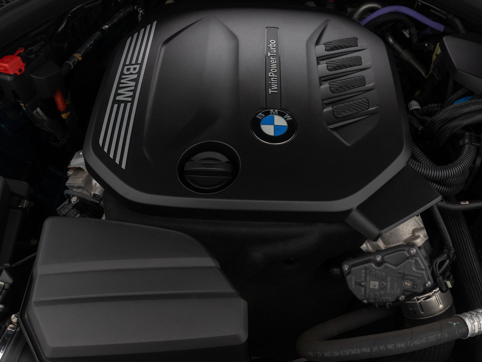 Fahrzeugabbildung BMW 318d Luxury Line DAB Alarm Geschwindigreg HiFi