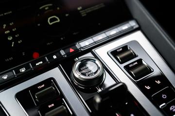 2023 Aston Martin DB12 缩略图 11