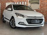 Hyundai i20 YES!-1.4-Navi-SHZ-Klimaaut.-PDC-Wifi! - Hyundai i20: Navigationssystem