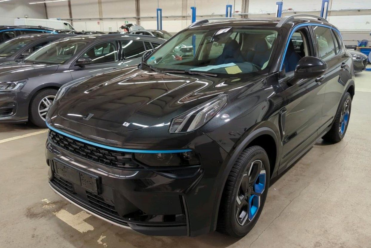 Fahrzeugabbildung Lynk&Co 01 1.5T HEV HYBRID NAVI/LED/SPORT/VIRT./PANO/DAB