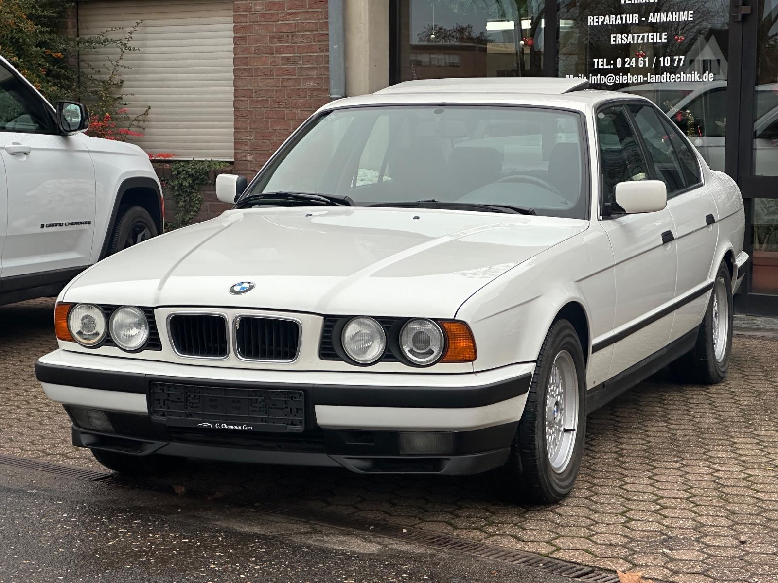 BMW 540 V8 1 Hand Scheckheft Alpina Weiss