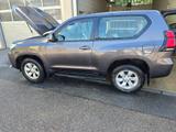 Toyota Land Cruiser 2.8 D-4D - - Toyota Land Cruiser mit Diesel-Antrieb: Geländewagen, 4.2