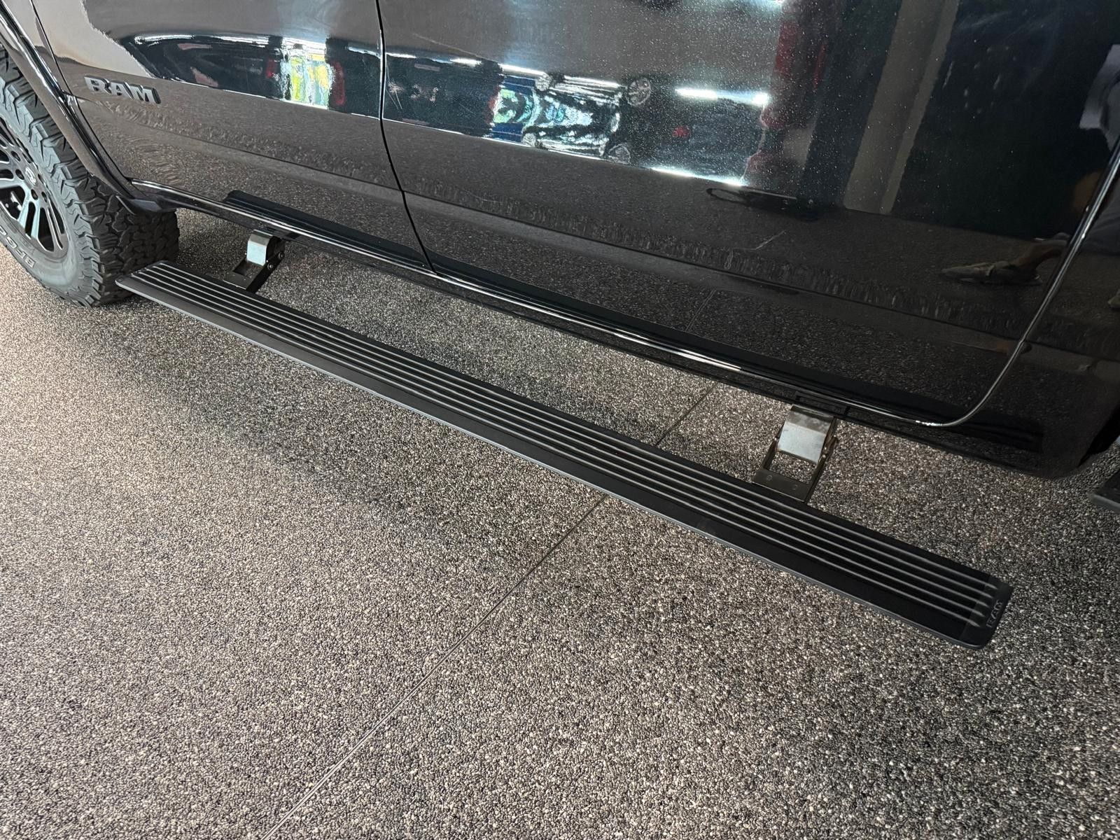 Fahrzeugabbildung Dodge LIMITED NIGHT ALU-CAB PRINS LPG AUS 1. HAND