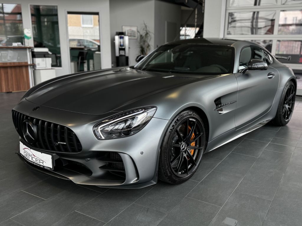 Mercedes-Benz AMG GT R