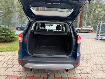 Ford Kuga - 12