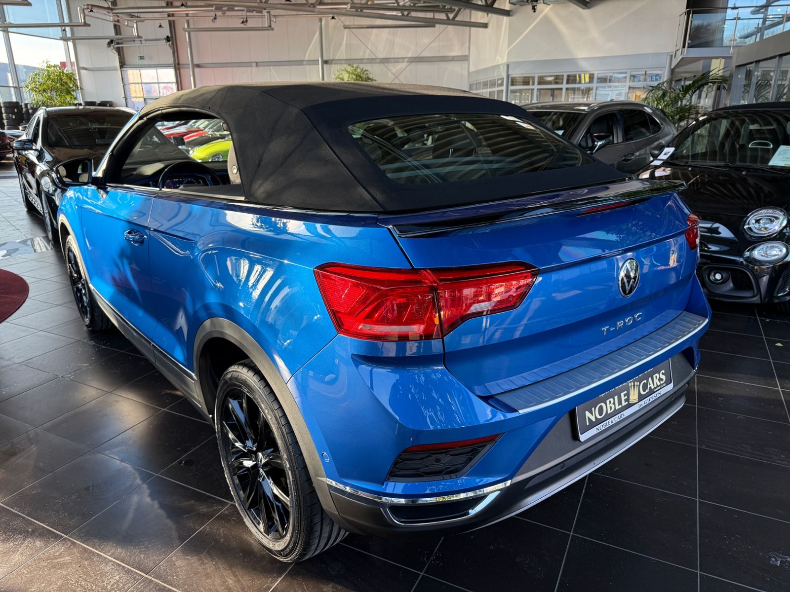 Fahrzeugabbildung Volkswagen T-Roc Cabriolet ACT LED NAVI SHZ