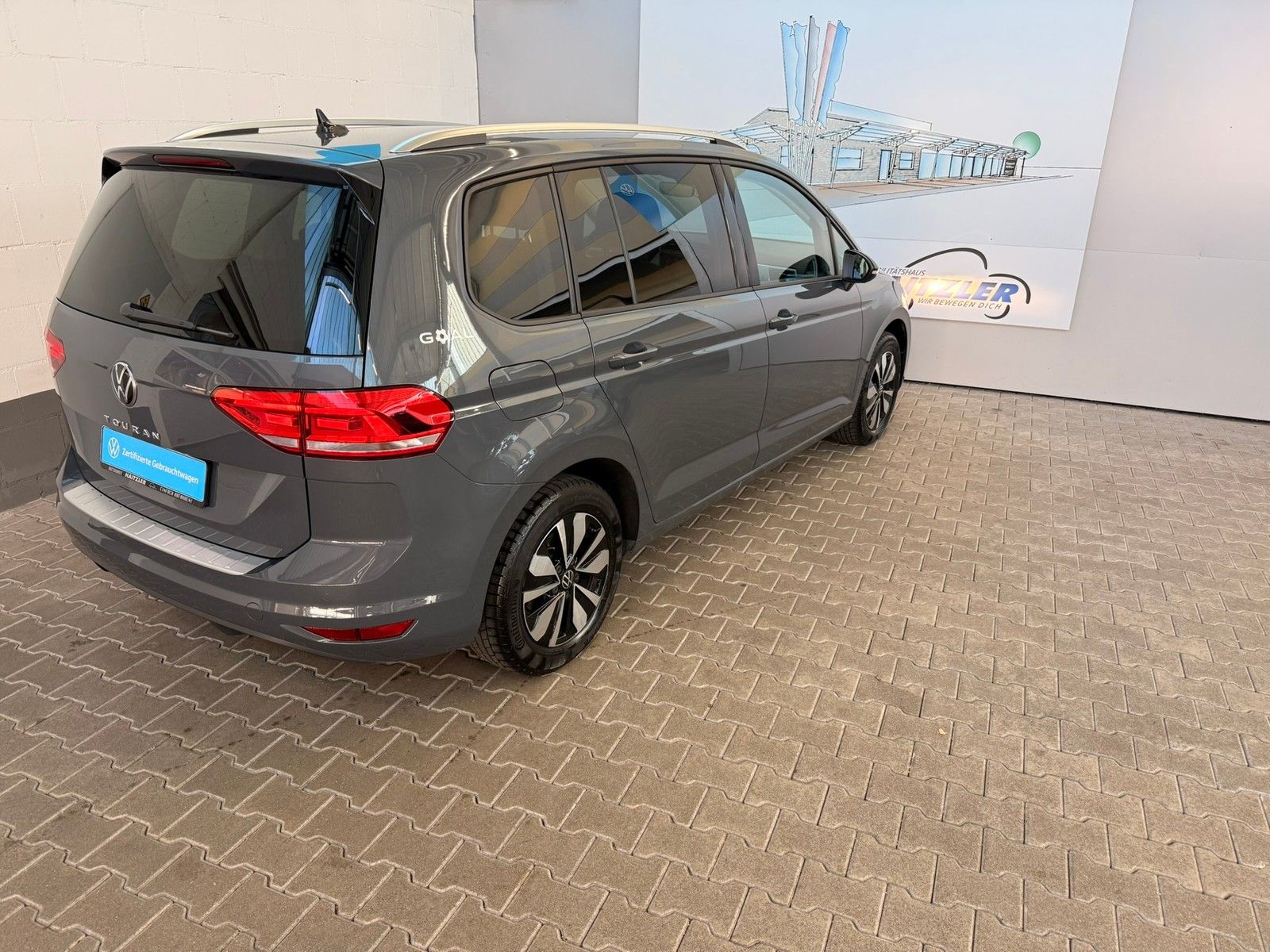Fahrzeugabbildung Volkswagen Touran Goal 1,5 TSI DSG + ACC + Navigation + AHK
