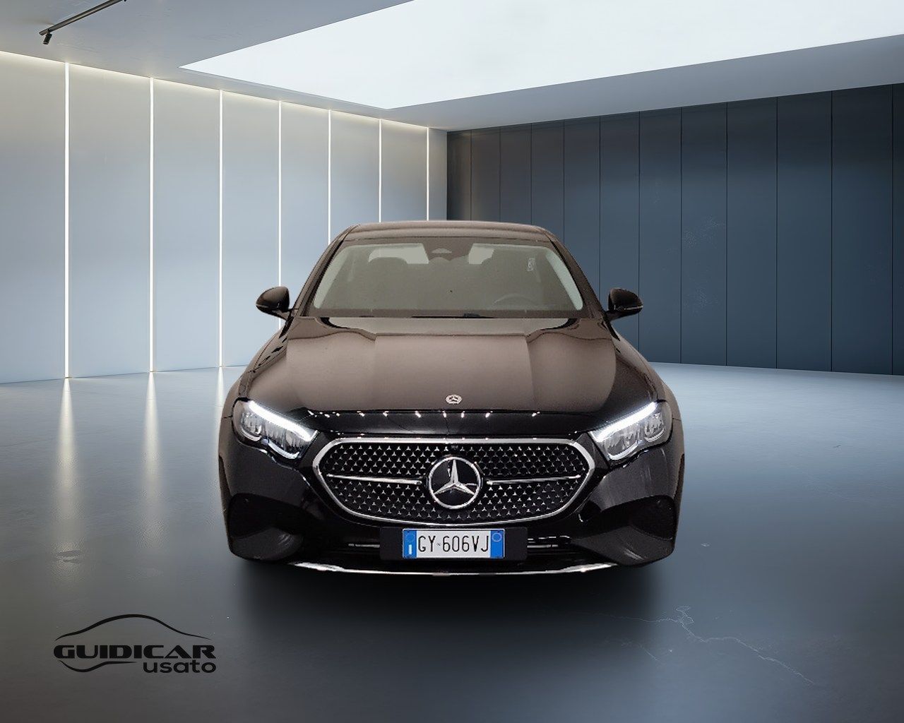 Mercedes-Benz Classe E- W214 Berlina - E 200 d A imagem 2