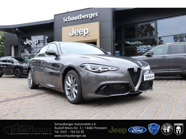 Alfa Romeo Giulia Q4 2.0 Turbo Allrad Navi digitales Cockpi