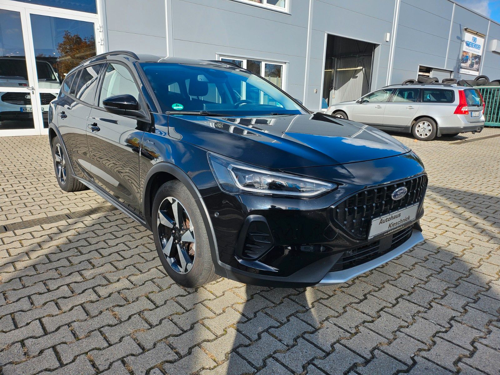 Fahrzeugabbildung Ford Focus Turnier Active X