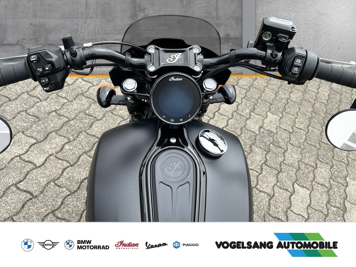 Fahrzeugabbildung Indian Scout Sport Limited + Tech, Navigation, ...