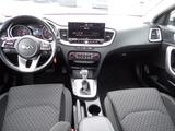 Kia Ceed 1.5 T-GDI DCT Silber*Navi*Kamera*Tempomat* - silberne Kia cee'd / Ceed