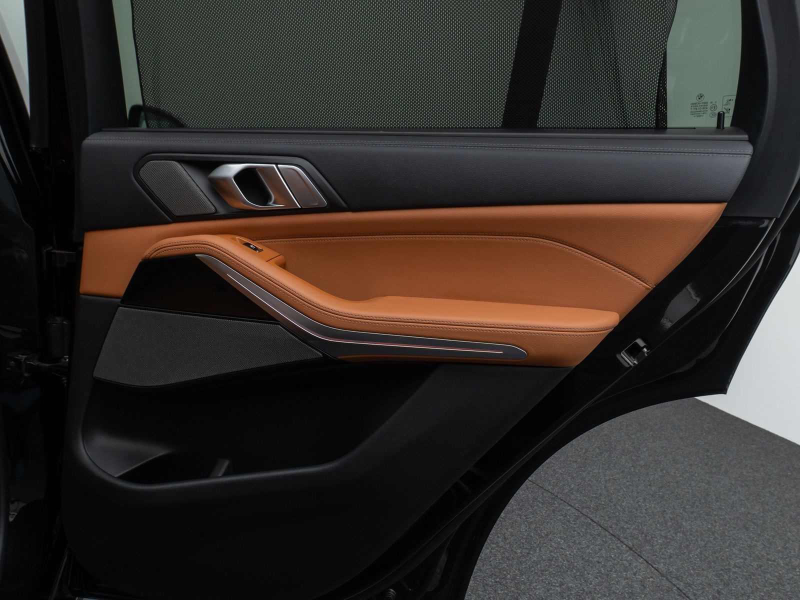 Fahrzeugabbildung BMW X5 xD45e M Sport Panorama Laser Kamera DAB H/K