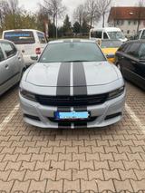 Dodge Charger SXT 3.6L V6  - Dodge Charger: V6