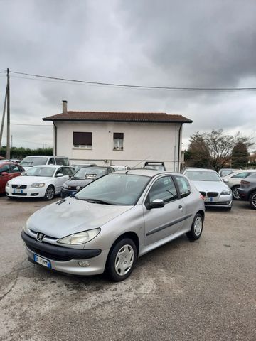 Peugeot 206 1.1 3p. XT OK NEOPATENTATI