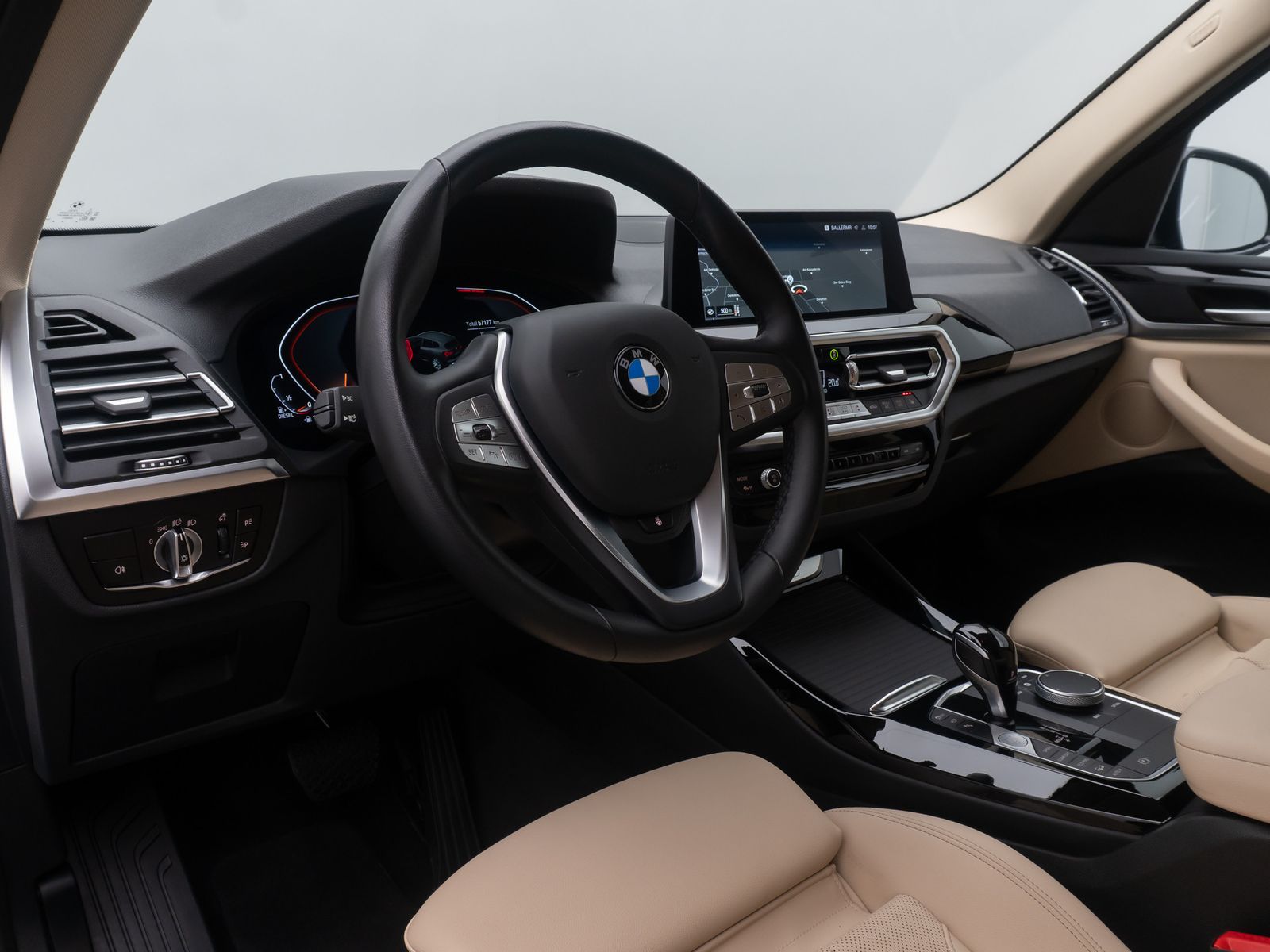 Fahrzeugabbildung BMW X3 xD30d Sport AHK DAB 360° Komfort Leder 19Zoll