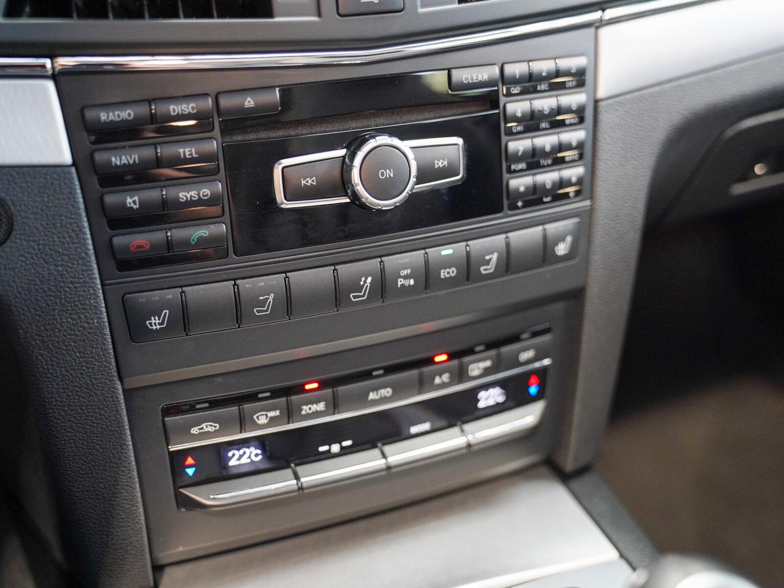 Mercedes-Benz E 220 CDI Avantgarde Leder AIRCAP AIRSCARF AHK