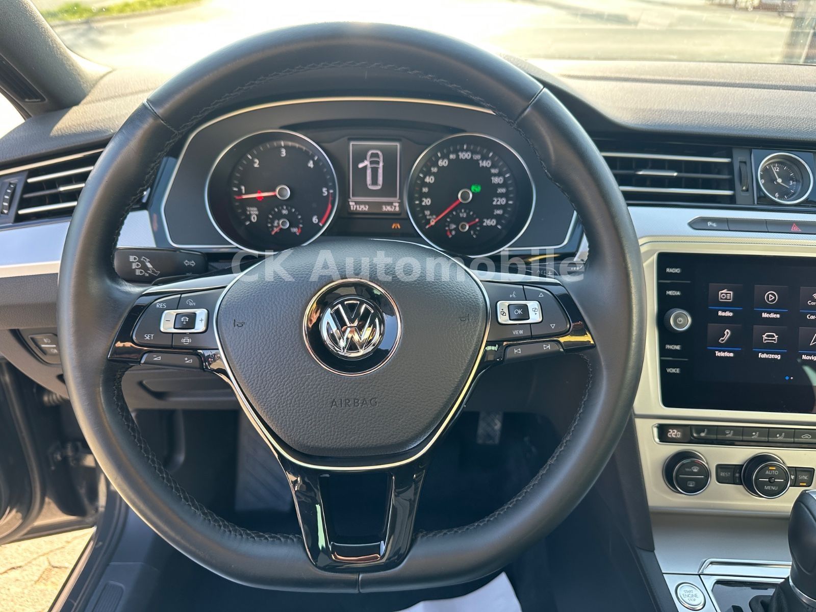 Fahrzeugabbildung Volkswagen Passat Variant Comfortline 2.0TDI/DSG/LED/AHK