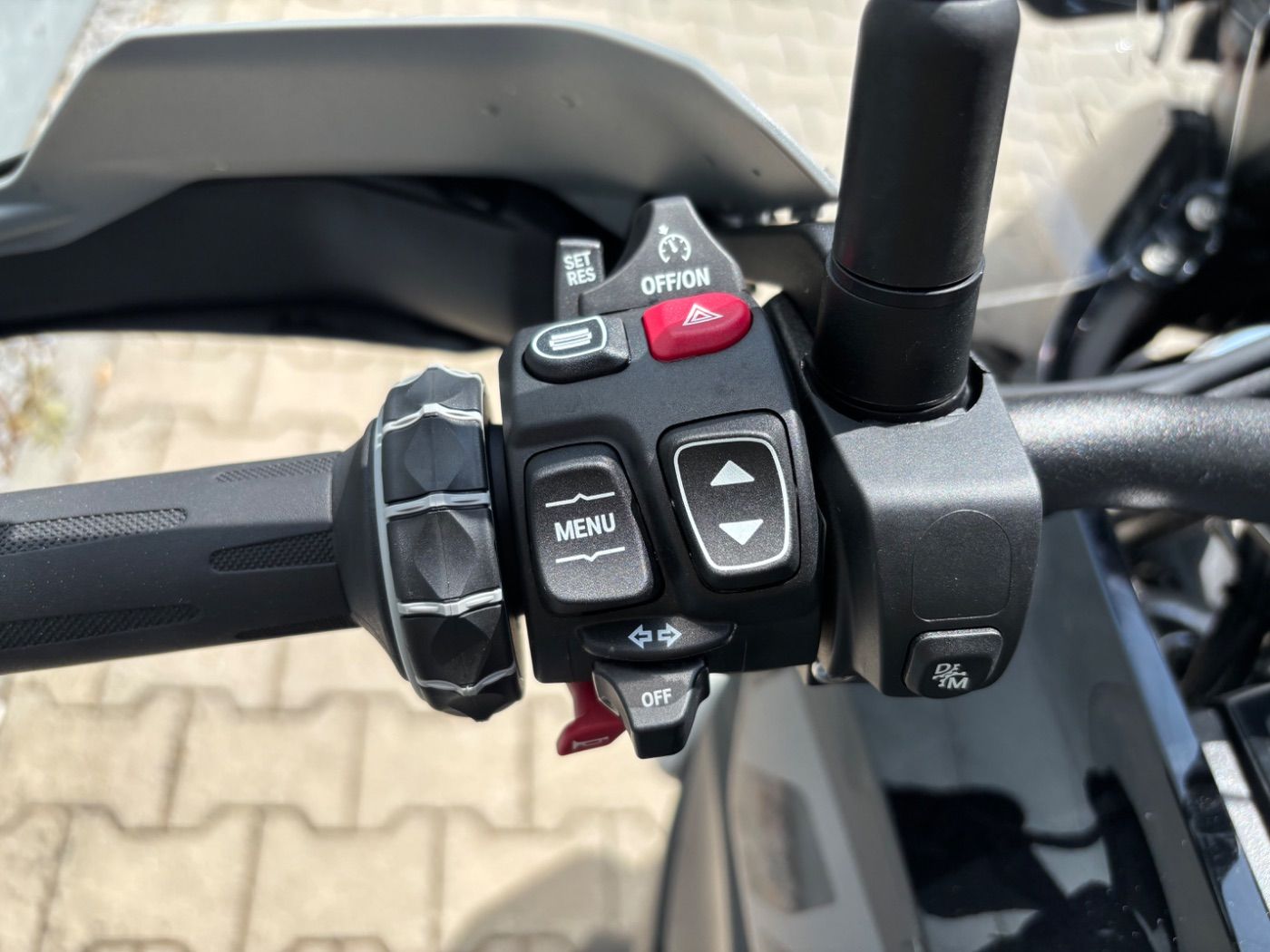 Fahrzeugabbildung BMW R 1300 GS Triple Black ASA ACC