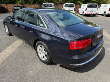 Audi A8 - 5