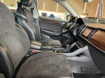 Skoda Kodiaq Scout 4x4 *2. Hand*Panorama*360°-Kamera*