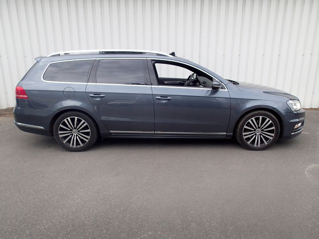 VW Passat Variant 2.0 TDI DSG R-Line BMT Variant
