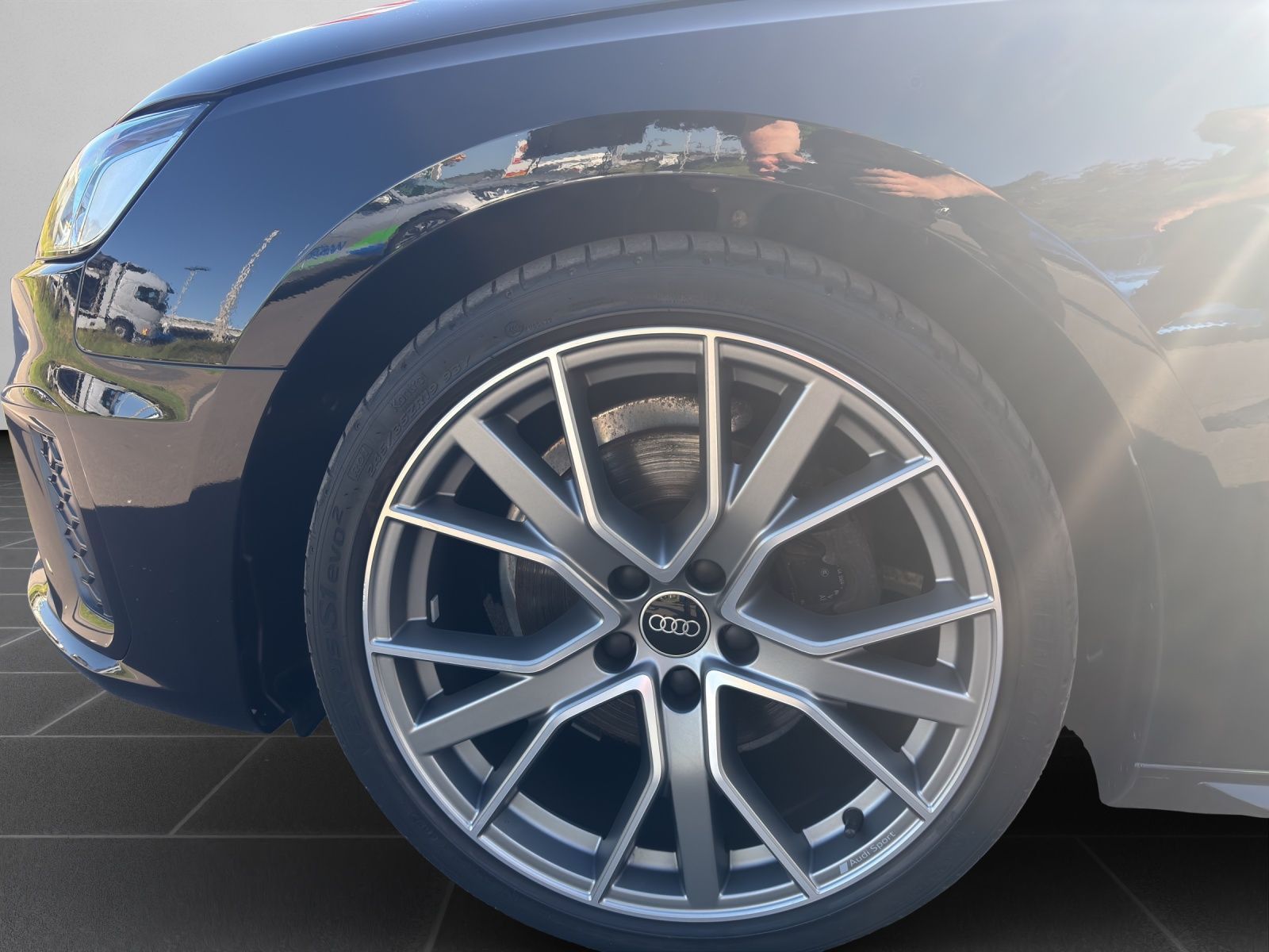 Audi A4 - Bild 9