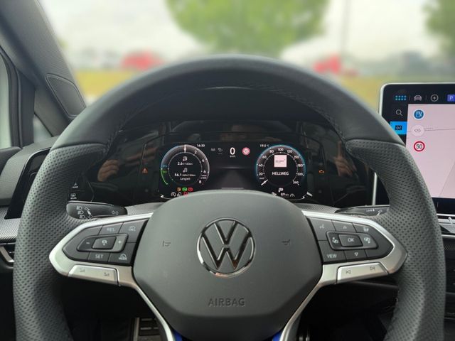 Golf 8 VIII GTE 1,5 l eHybrid AHK-el. klappb. Na