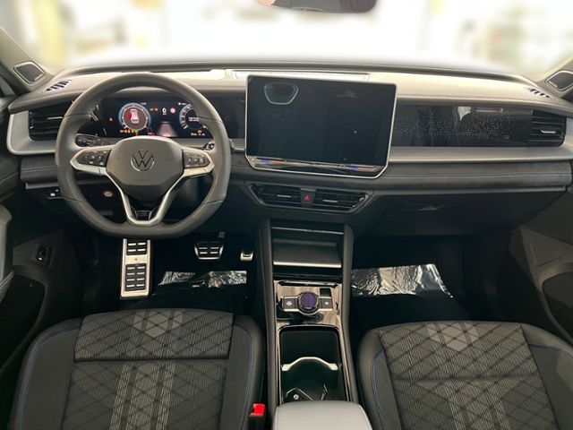 Fahrzeugabbildung Volkswagen TAYRON 2.0 TDI DSG 4Motion R-Line PANO HARMAN DA