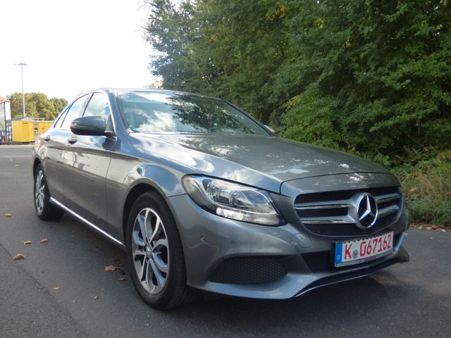 Mercedes-Benz C 200 C -Klasse Lim. C 200 CGI Automatik Navi