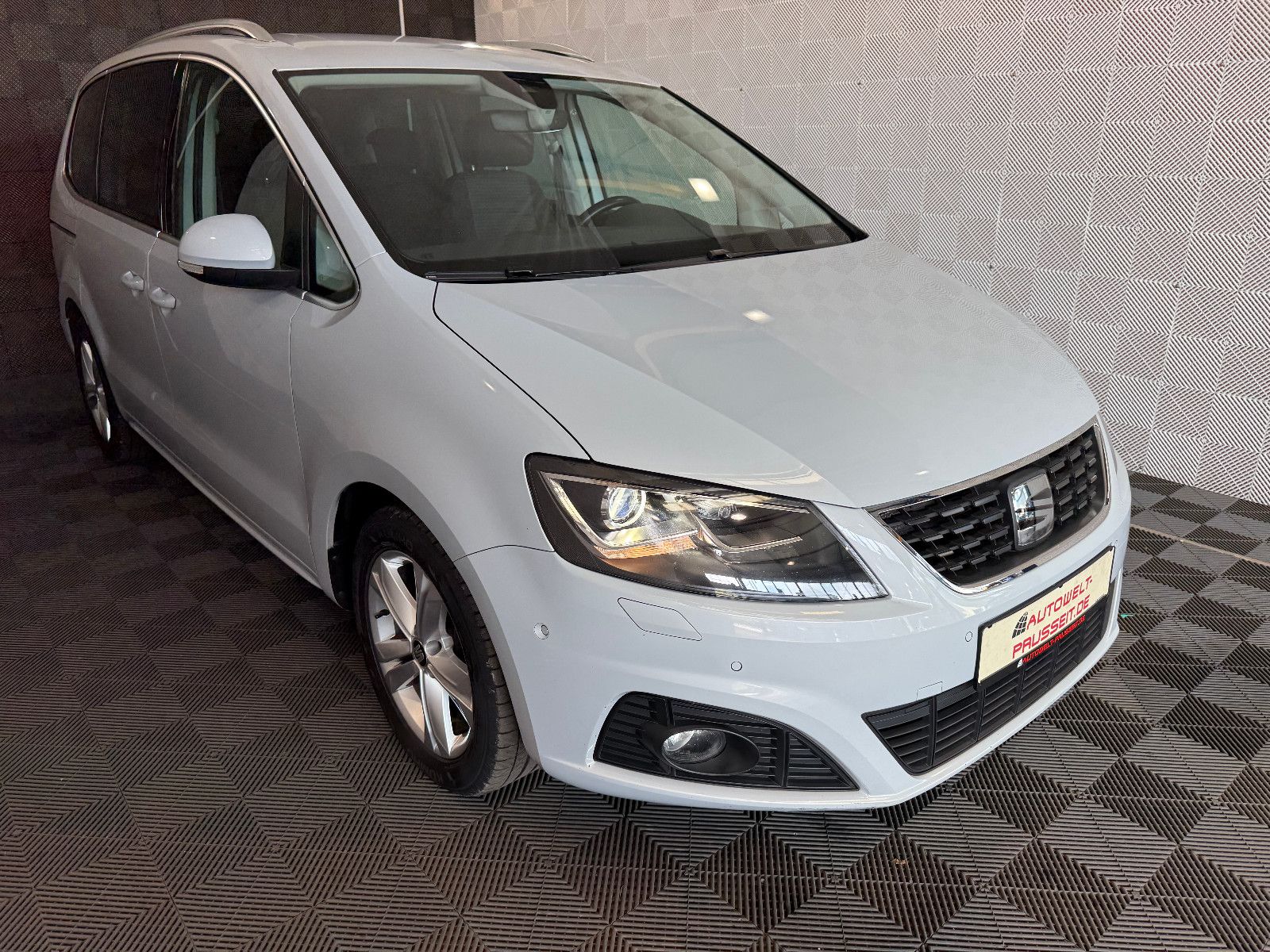Gebrauchtwagen Seat Alhambra Alhambra*XCELLENCE*BiXENON-ACC-R.KAM-TOTW-AHK-SH in Horb am Neckar