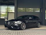Mercedes-Benz AMG CLS 63S Shooting Brake  4-Matic ° Facelift - Mercedes-Benz: Cls Facelift